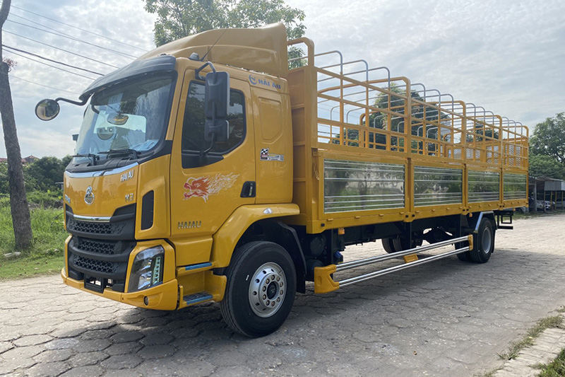 Xe tải chenglong 8 tấn thùng siêu dài 9m9 (4x2)